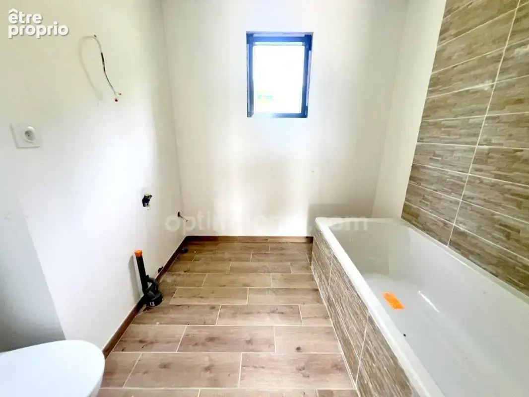 Maison neuve à vendre 5 pièces 109 m² habitables VILLEFRANCHE SUR CHER (41) sous garantie décennale, à proximité du centre ville - photo 9