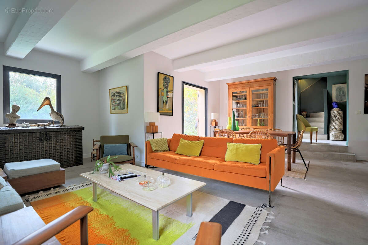 Maison à LE CASTELLET