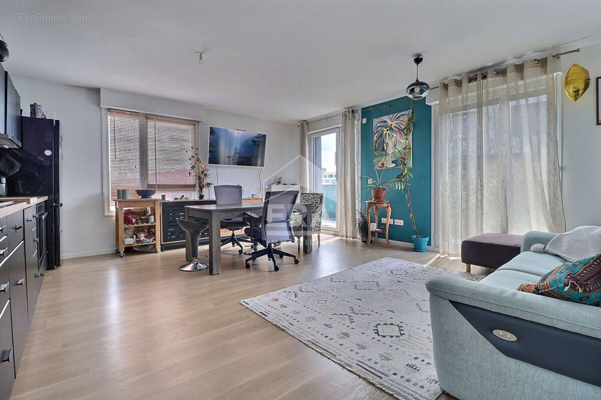 Appartement à RUEIL-MALMAISON