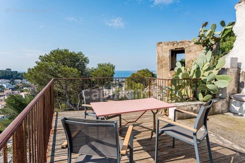 Maison à MARSEILLE-7E