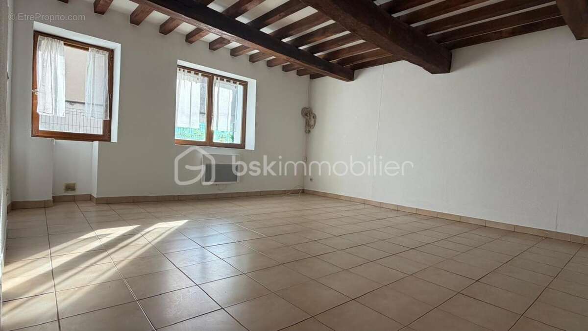 Maison à NANTEUIL-LES-MEAUX