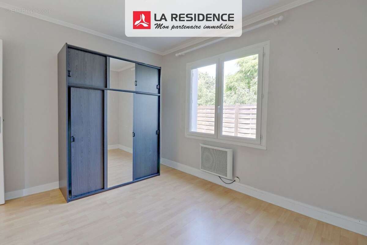 Maison 125 m² à Villebarou  - photo 8