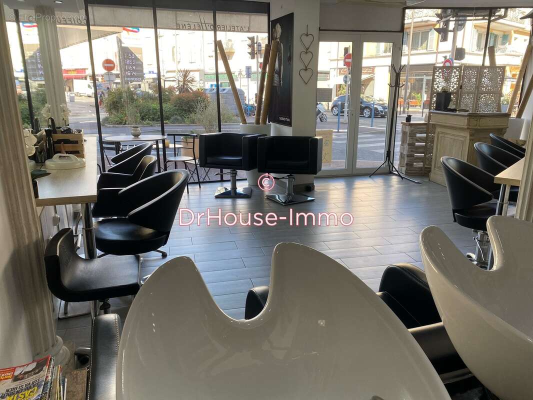 Commerce à CAGNES-SUR-MER