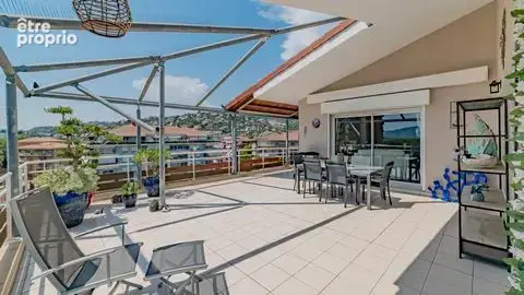 Appartement à MANDELIEU-LA-NAPOULE