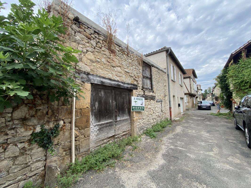 Maison à BRETENOUX
