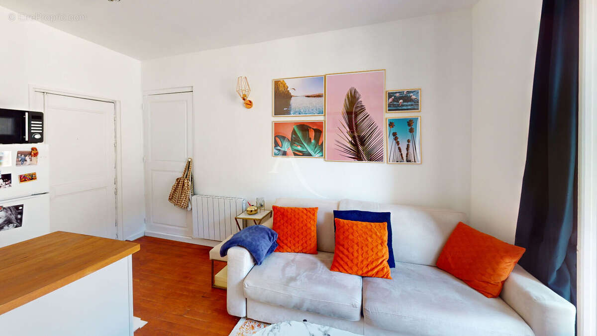 Appartement à PARIS-10E