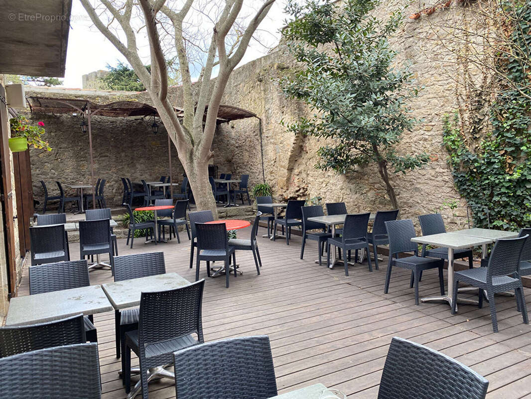 Commerce à CARCASSONNE