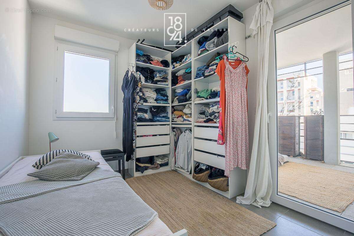 Appartement à MARSEILLE-3E