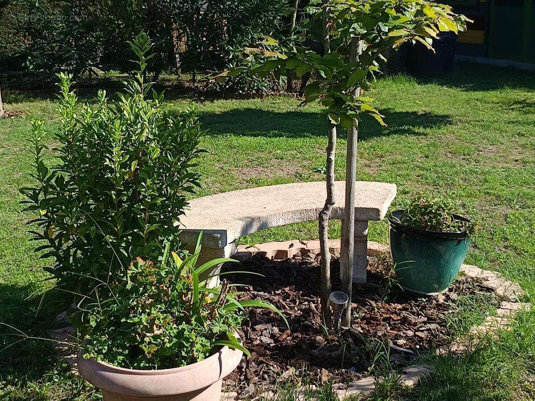 Maison à SAINT-SEURIN-SUR-L&#039;ISLE