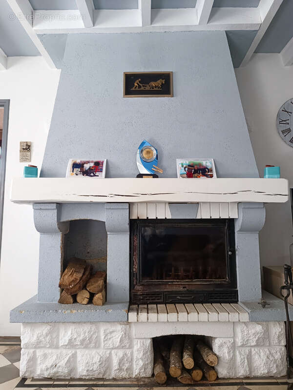 Maison à PRECY