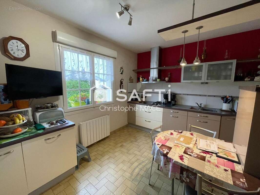 Photo 4 - Maison à BONCHAMP-LES-LAVAL