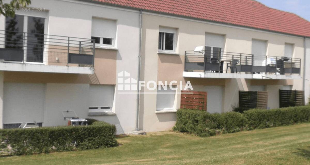 Appartement à VARENNES-VAUZELLES