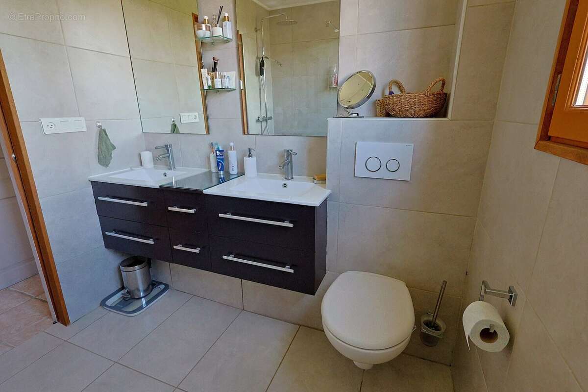 Appartement à VILLENEUVE-LOUBET