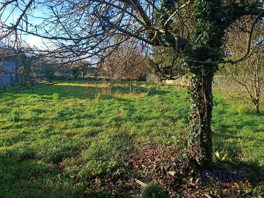 Maison à SAINT-DESIRE