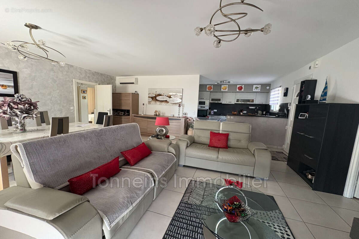 Maison 110 m² à Tonneins  - photo 6