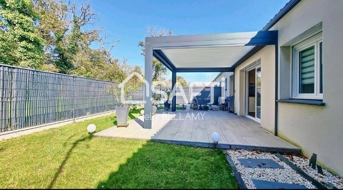 Photo 1 - Maison à SAINT-JULIEN-DES-LANDES