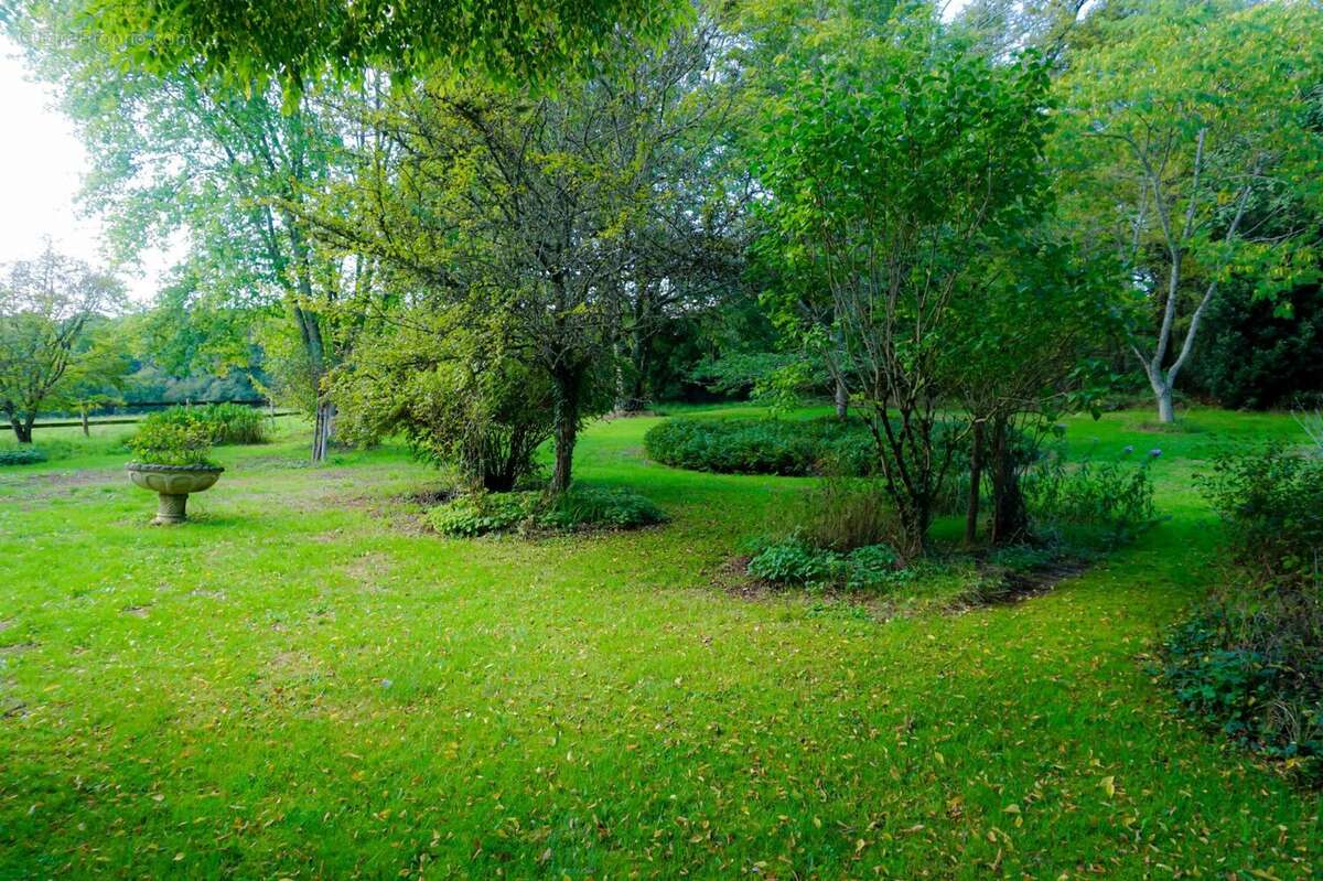 Maison à SAINT-JORY-DE-CHALAIS