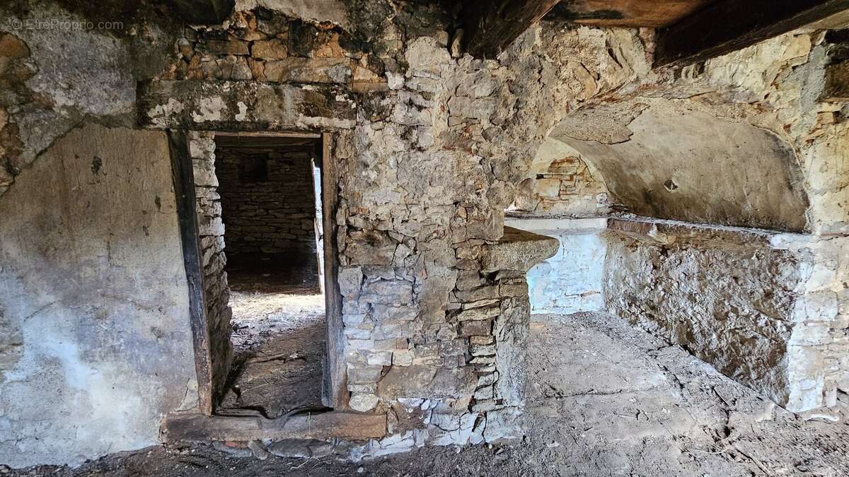 Maison en pierre avec dépendance sur le causse - photo 3