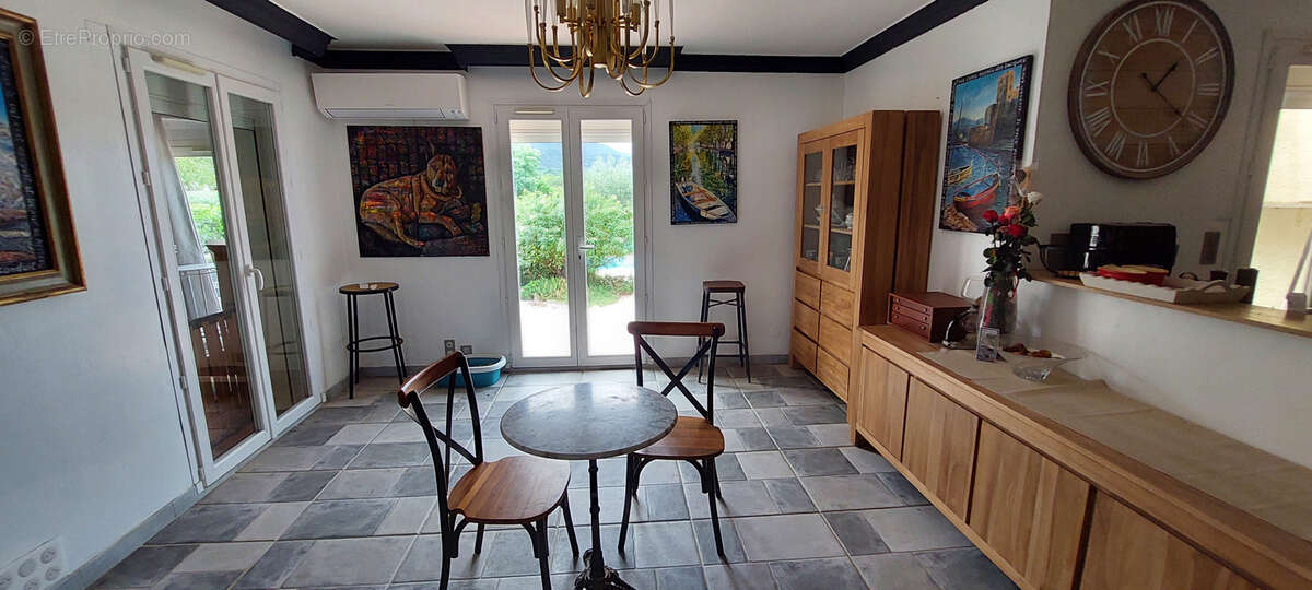 Maison à LAROQUE-DES-ALBERES