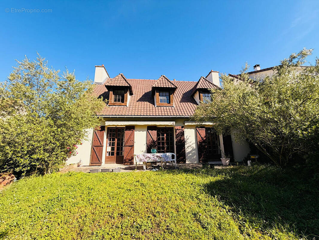 Maison à CONFLANS-SAINTE-HONORINE