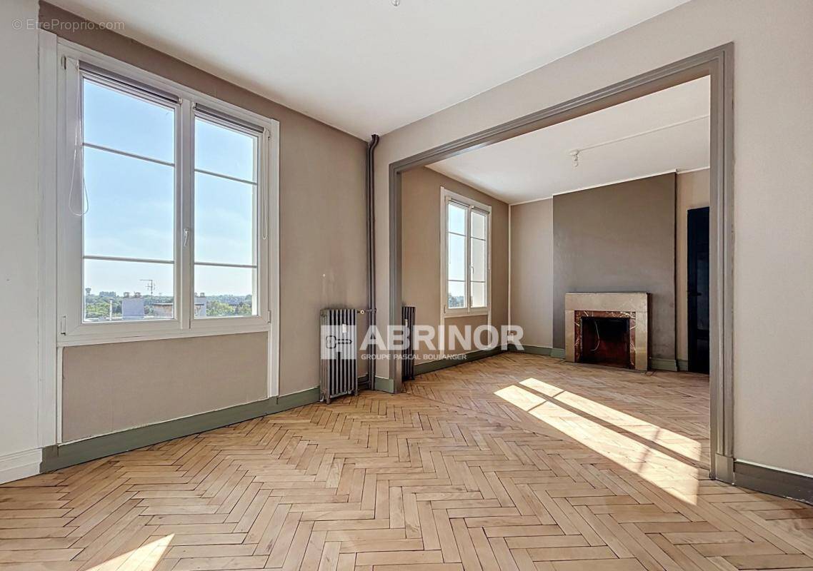 Appartement à MARCQ-EN-BAROEUL