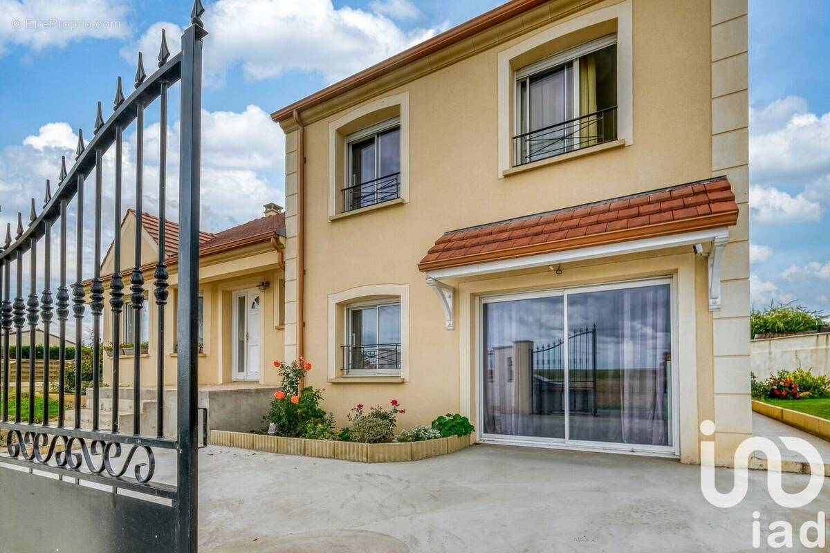 Photo 1 - Maison à OTHIS