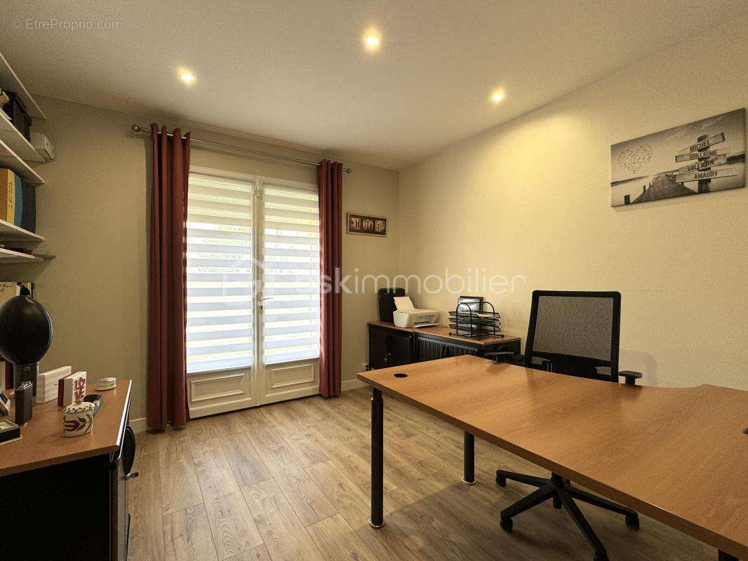 Maison à MONTCEAUX-LES-MEAUX