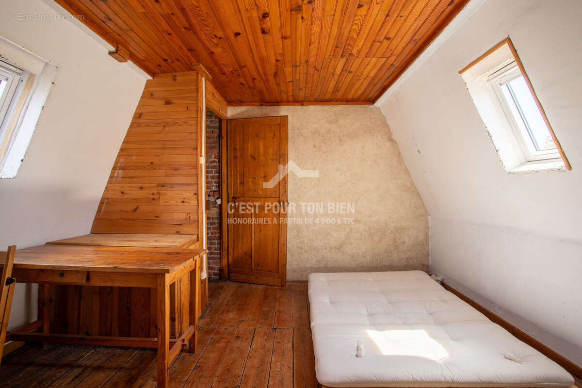 Maison 95 m² à Lille  - photo 7