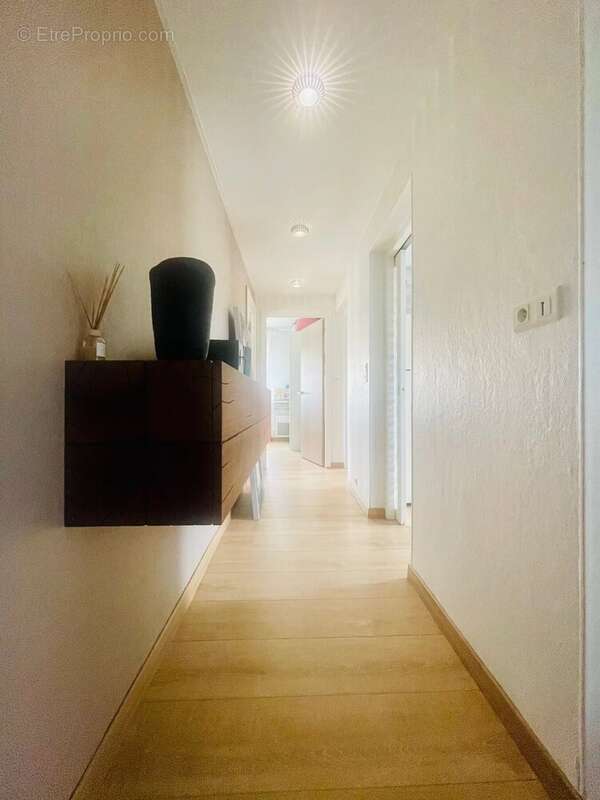 Appartement à ROQUEBRUNE-CAP-MARTIN