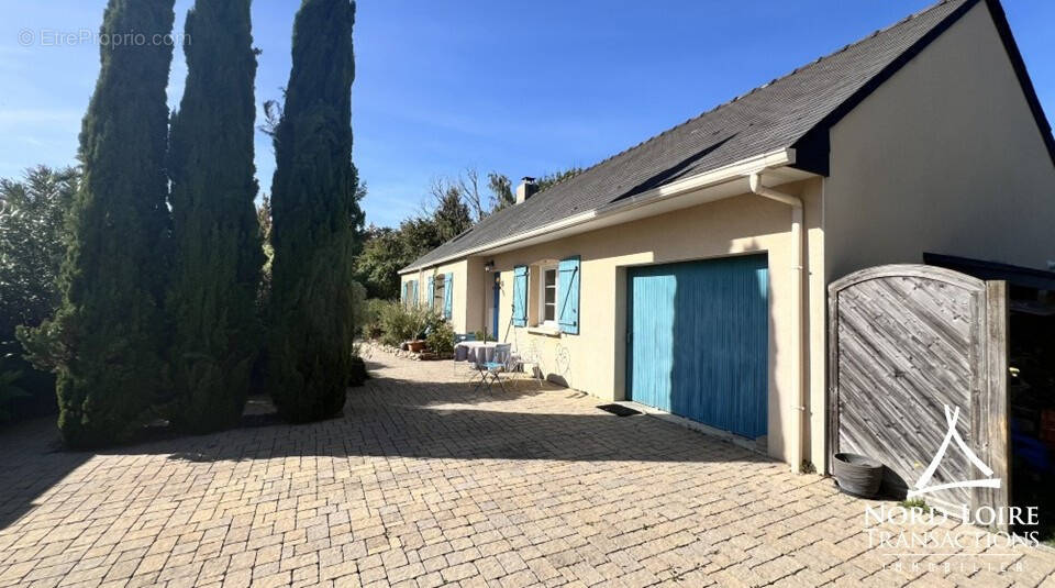 Maison à GRANDCHAMPS-DES-FONTAINES