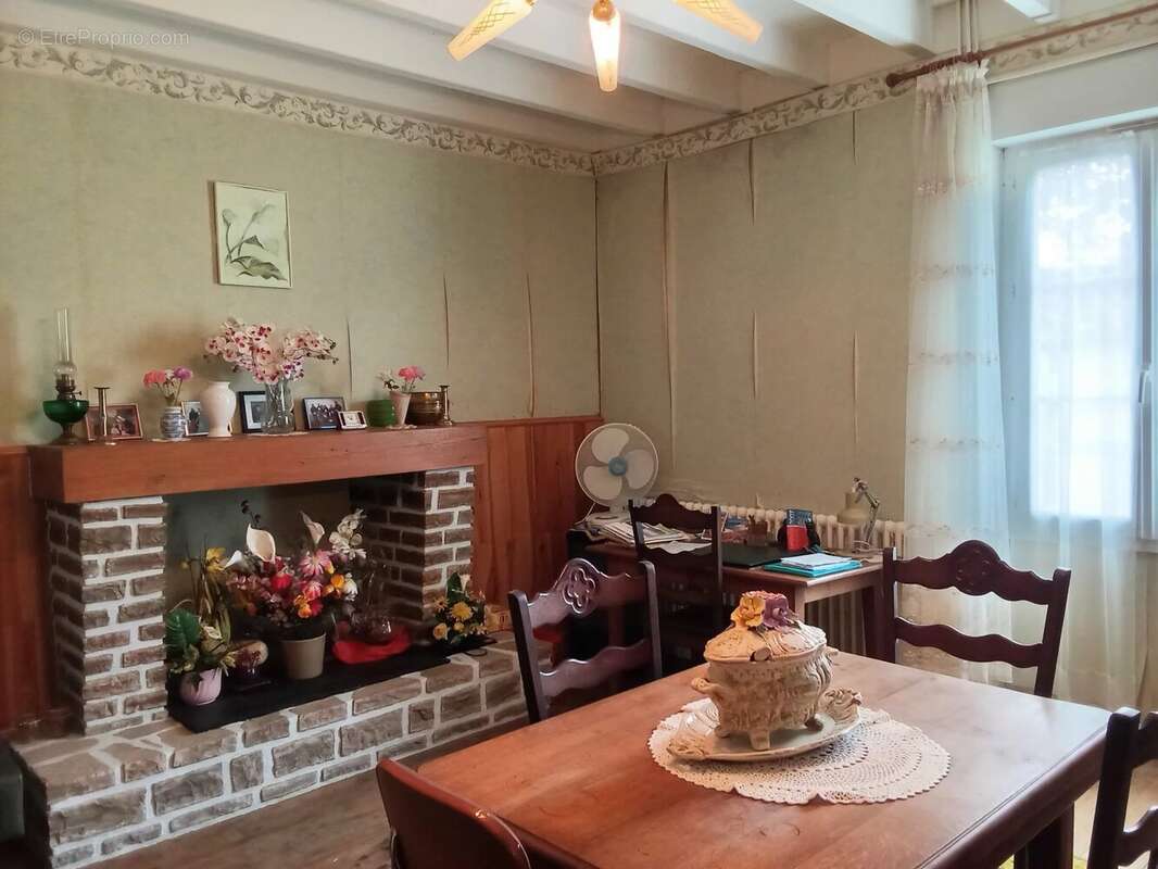 Maison à PAIZAY-NAUDOUIN-EMBOURIE