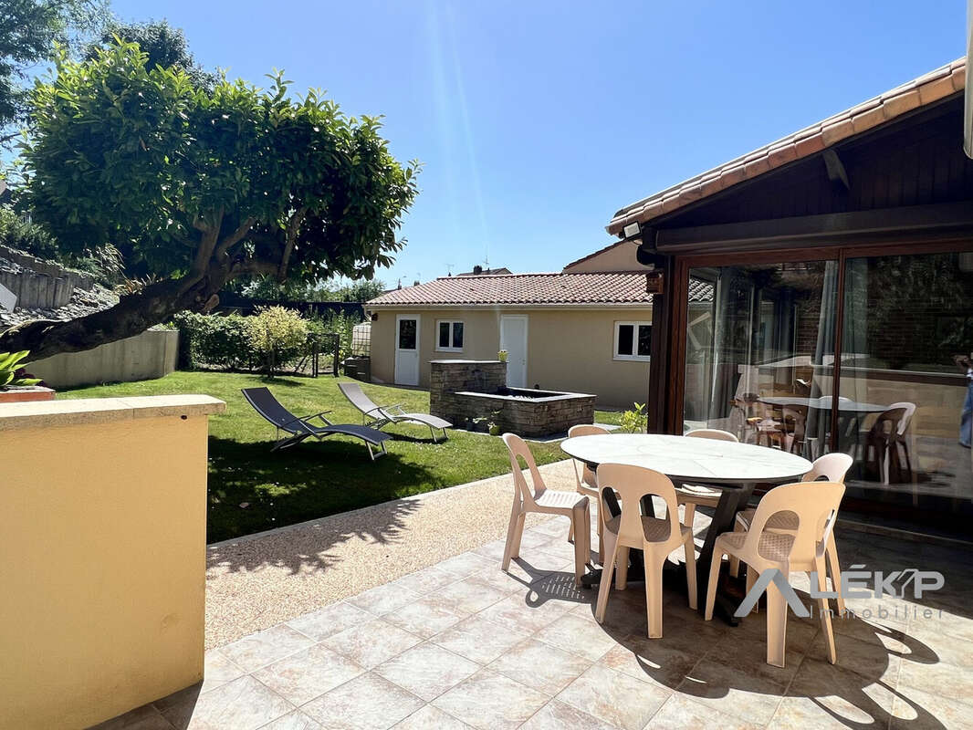 Maison 140 m² à Cerizay  - photo 4