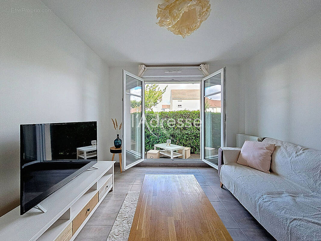 Appartement à QUINCY-VOISINS