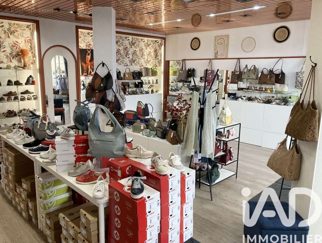 Photo 3 - Commerce à MONTCEAU-LES-MINES