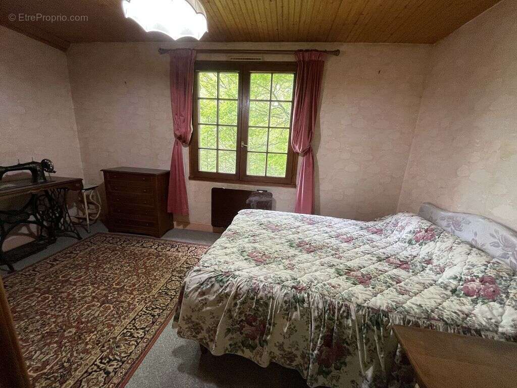 Maison à EGREVILLE