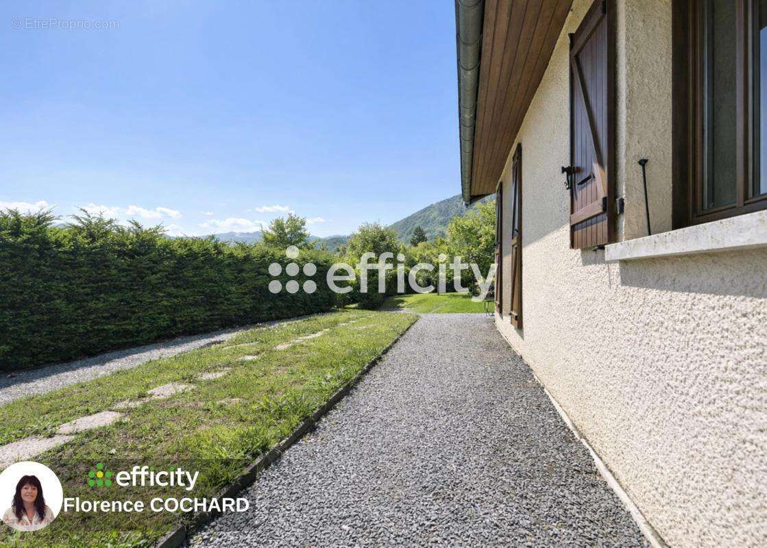 Maison à ONNION