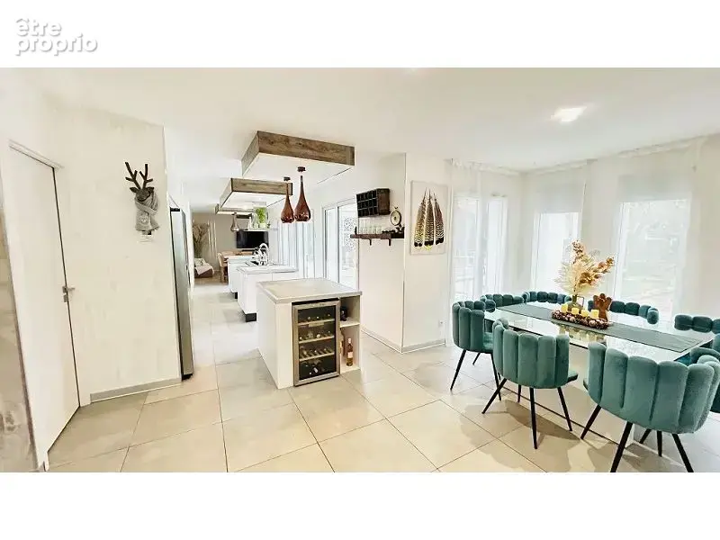 Maison 5 pièces 150 m² à vendre à Montrond-Les-Bains (42210) - photo 3