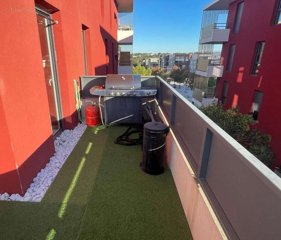 Appartement à JUVIGNAC