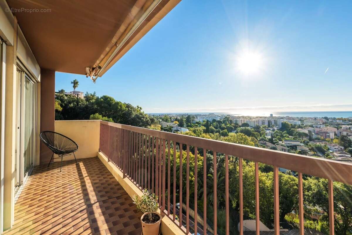 Appartement à CAGNES-SUR-MER