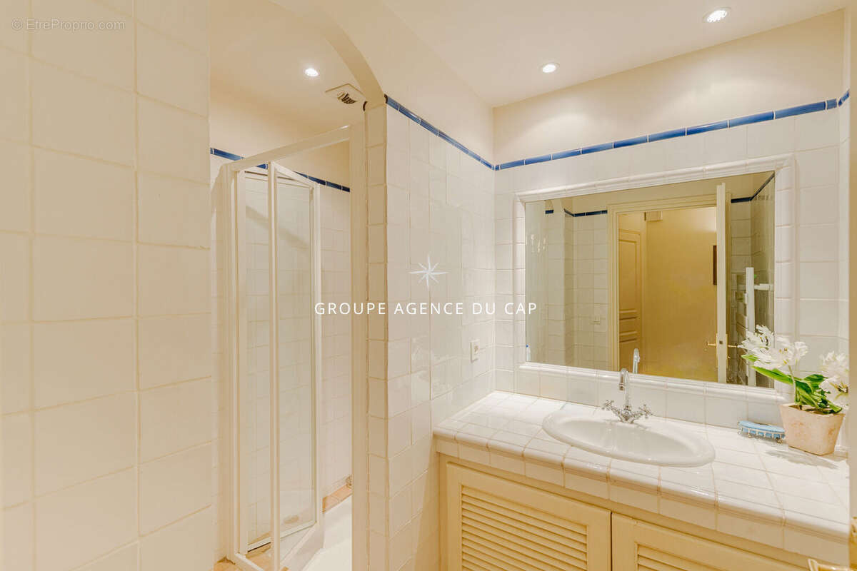 Magnifique vue sur le golf villa 7 pieces avec piscine et double garage - photo 18