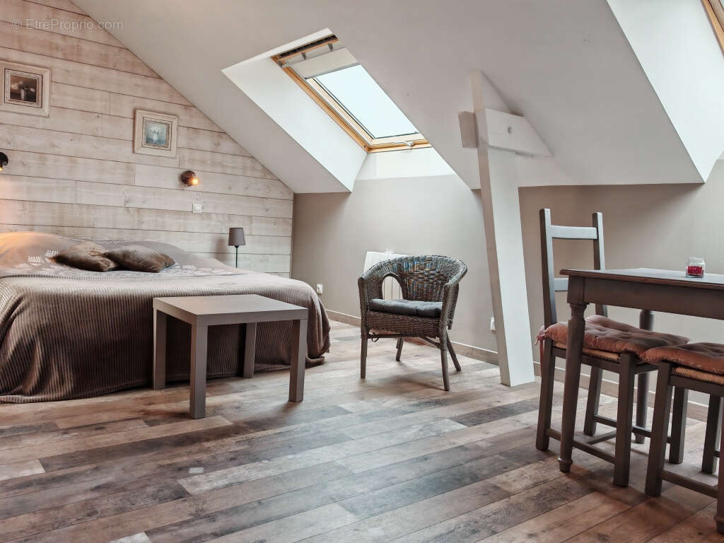 Maison à LAIZE-LA-VILLE