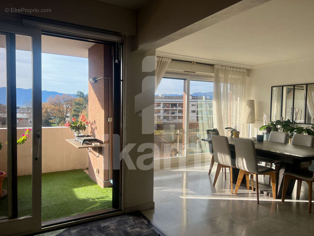 Appartement à SAINT-JULIEN-EN-GENEVOIS