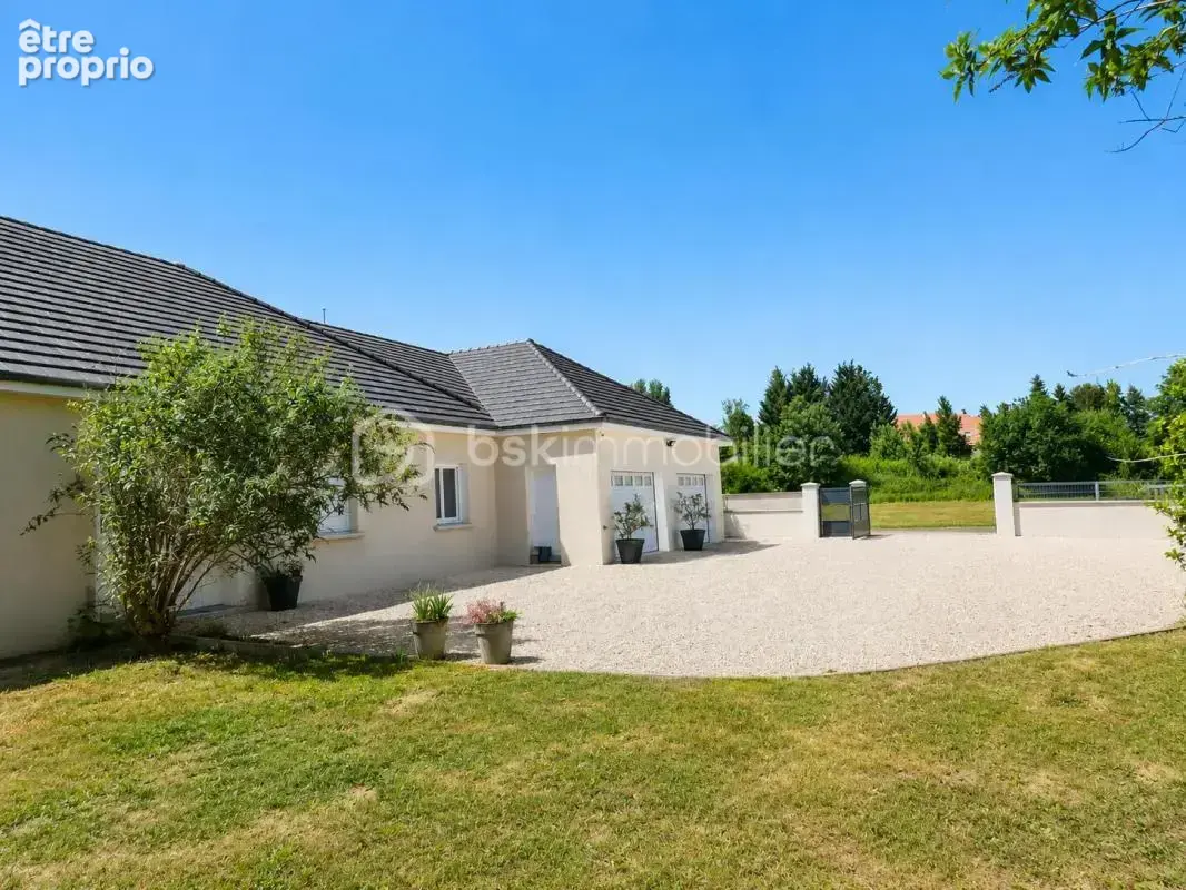 Maison contemporaine de plain-pied – 209 m² – 6 chambres – Plancher chauffant rafraîchissant – DPE A - photo 20