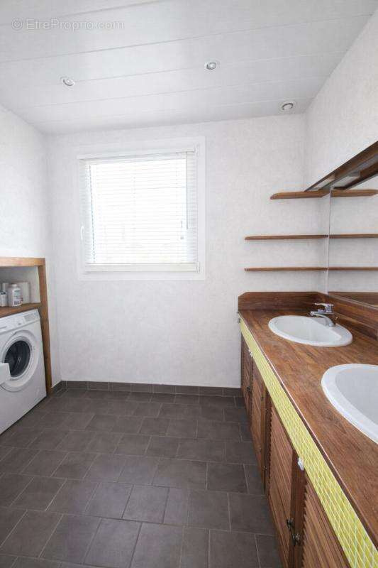 Appartement à QUIMPERLE