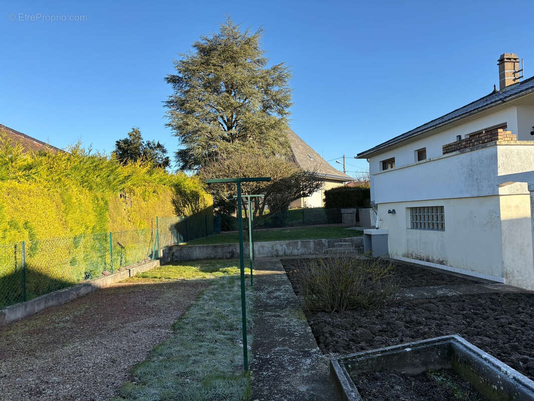 Maison à BOUZONVILLE