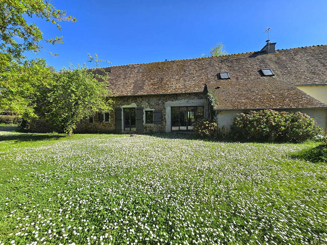 Maison à ETIVAL-LES-LE-MANS