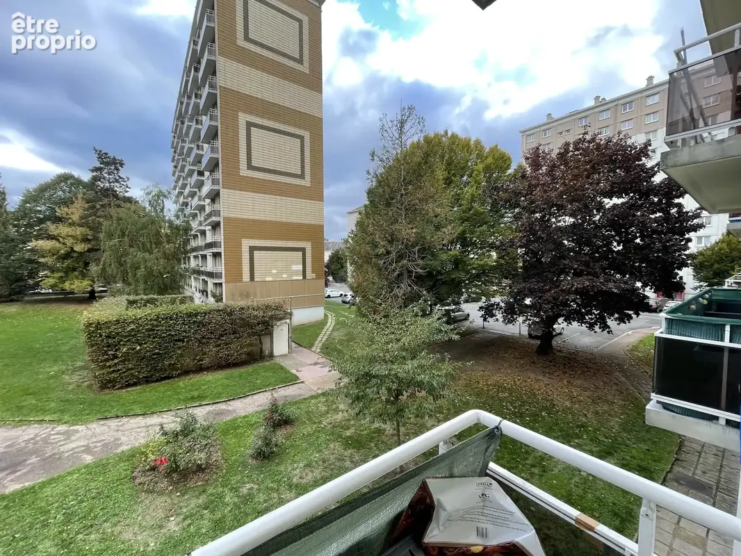 Appartement T4 avec balcon et cave - photo 12