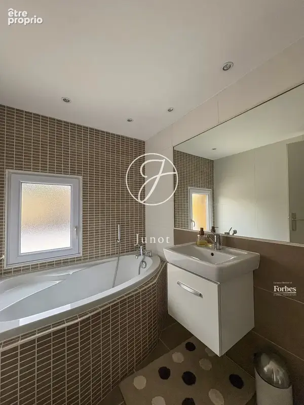 Villeneuve d’ascq – BRIGODE – Maison semi-plain-pied – 4 pièces - 108m² - 3 chambres – Terrasse – Jardin - garage - photo 15