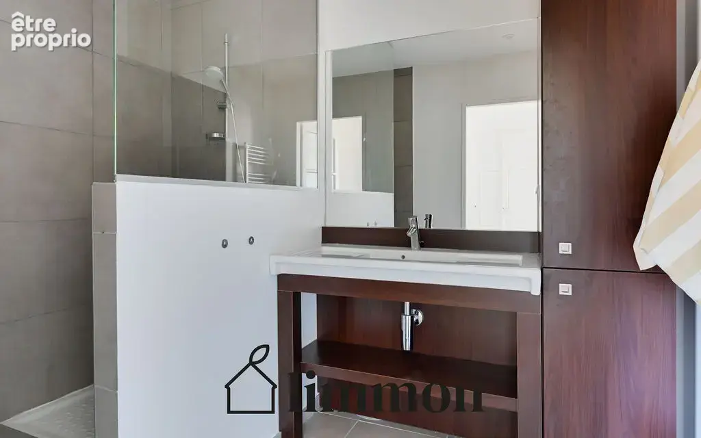 Lyon 2, Ainay, bel appartement rénové de 46 m2. - photo 9