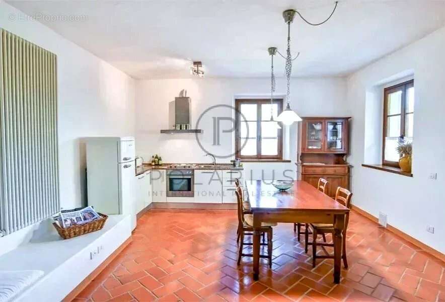 Ancienne ferme historique avec écuries et piscine, à 8 minutes d'Urbino - photo 24